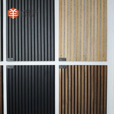 壁や天井のためのPETフェルトバック付きの現代的な木製スラット音響パネル